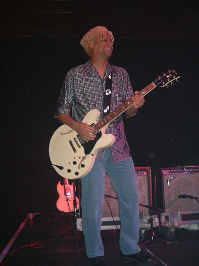 Coal Exchange, Cardiff, UK Feb. 6. 2004. Photo: Mike "Dukie" Anderson